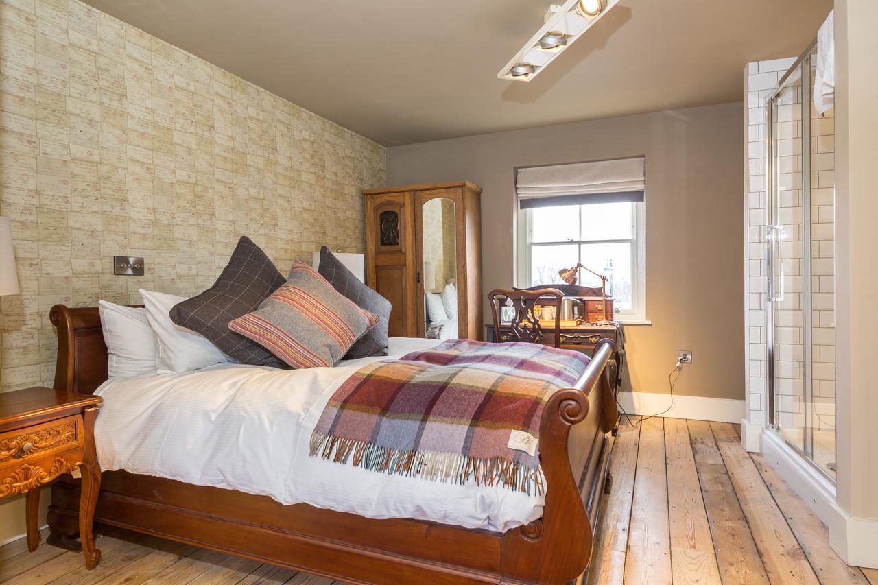 The Bull Hotel Olney 외부 사진