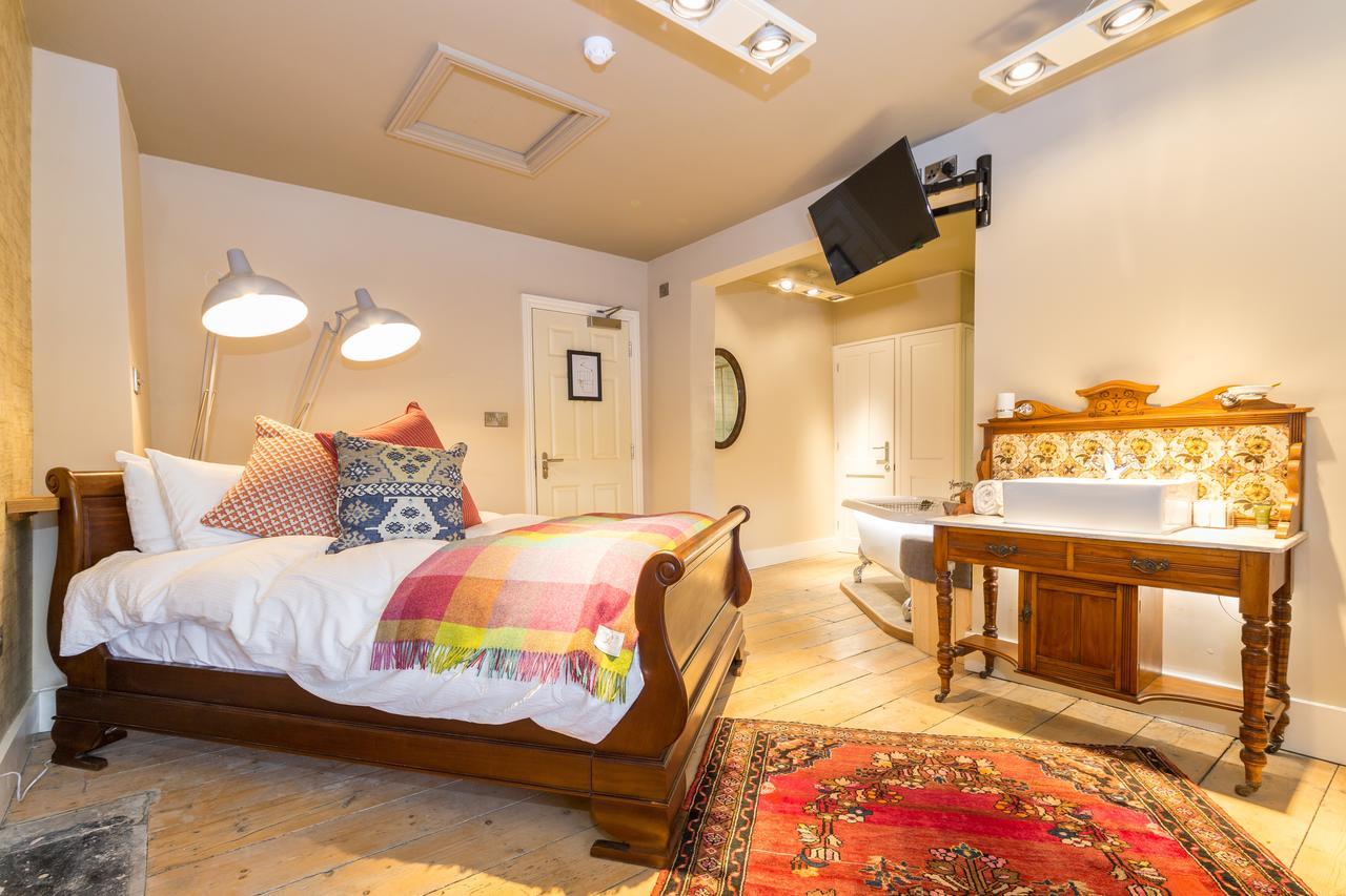 The Bull Hotel Olney 외부 사진