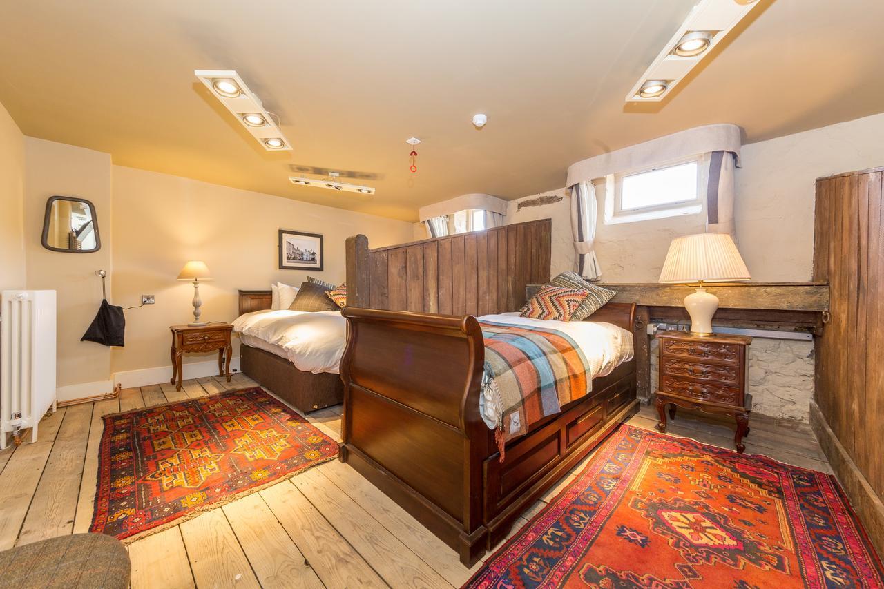 The Bull Hotel Olney 외부 사진