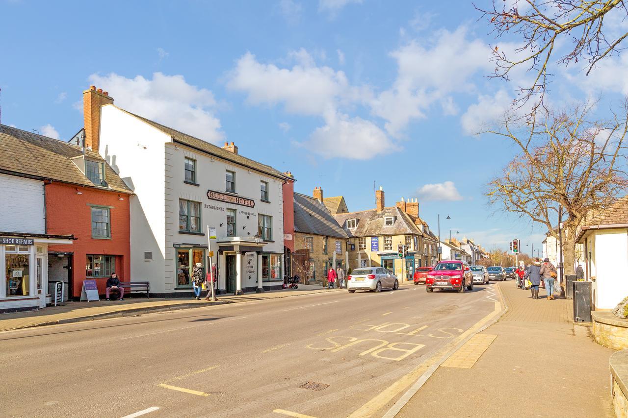 The Bull Hotel Olney 외부 사진