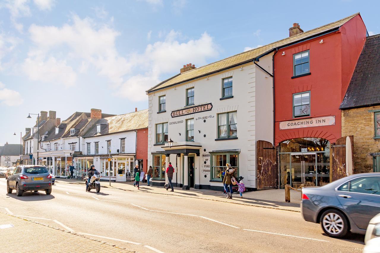 The Bull Hotel Olney 외부 사진